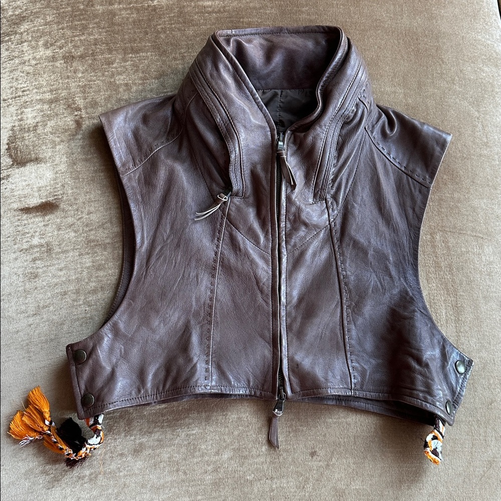 Softest Leather Vest With hidden Hood wind proof Zipper closure  Two Way Italy